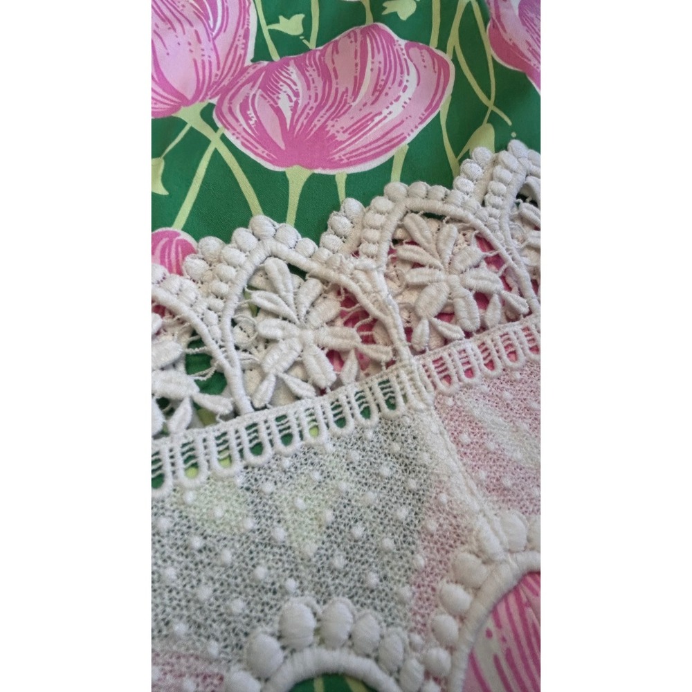 Lilly Pulitzer Green Mini Skirt with Pink Floral Print and White Lace Hem - Picture 5 of 7